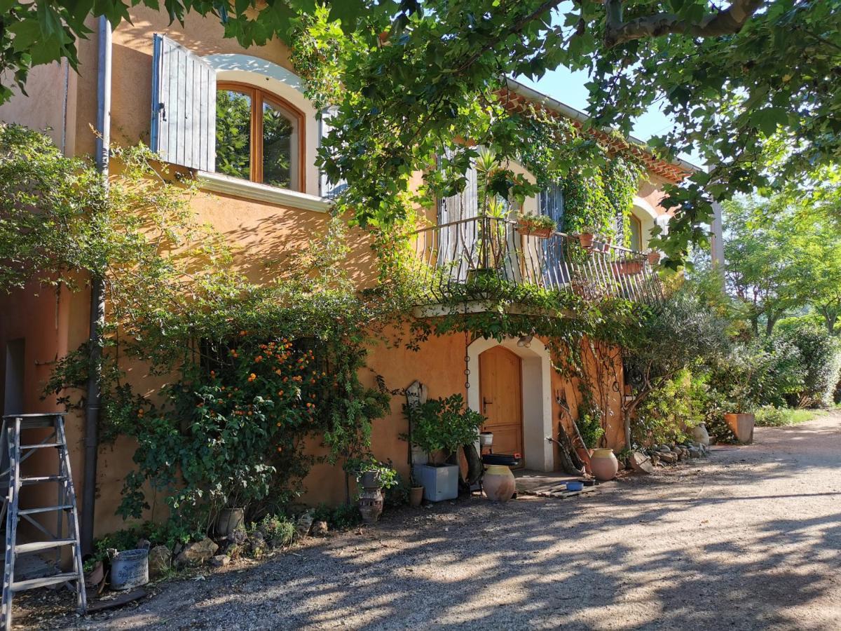 Les Anes De Petit Jean Hotel Pierrefeu-du-Var Exterior photo