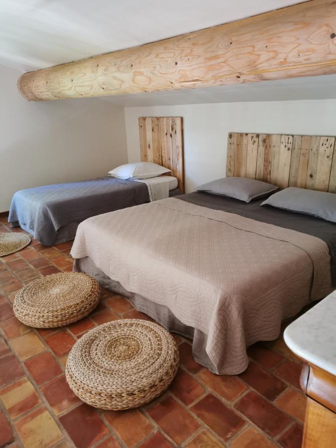Les Anes De Petit Jean Hotel Pierrefeu-du-Var Exterior photo